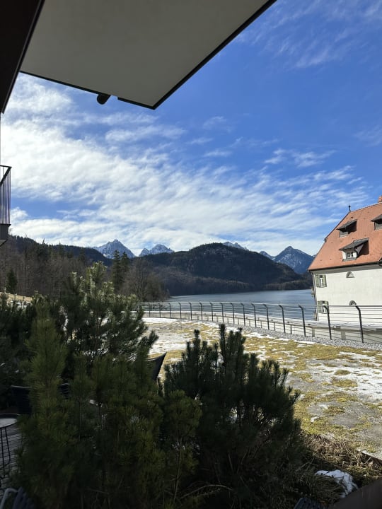 Ausblick AMERON Neuschwanstein Alpsee Resort & Spa