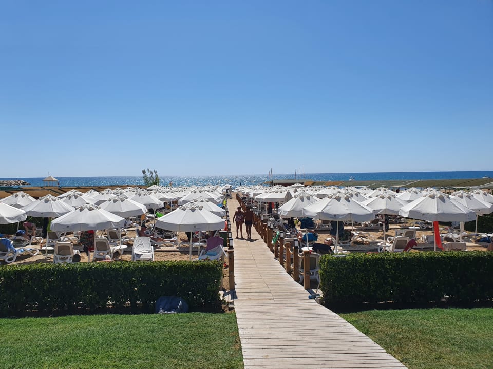 Strand Side Sunport Hotel & Spa