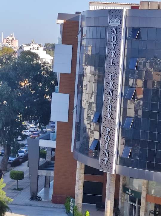 Außenansicht Novel Centre Point Hotel