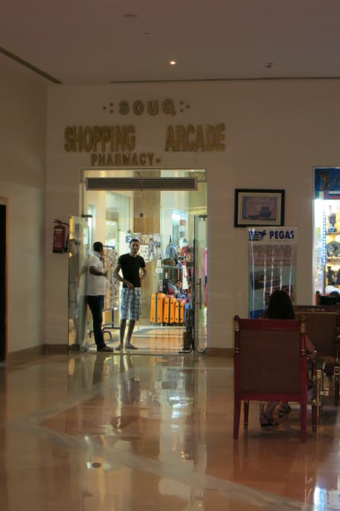 Eingang zur Shopping-Mal Siva Golden Bay Makadi