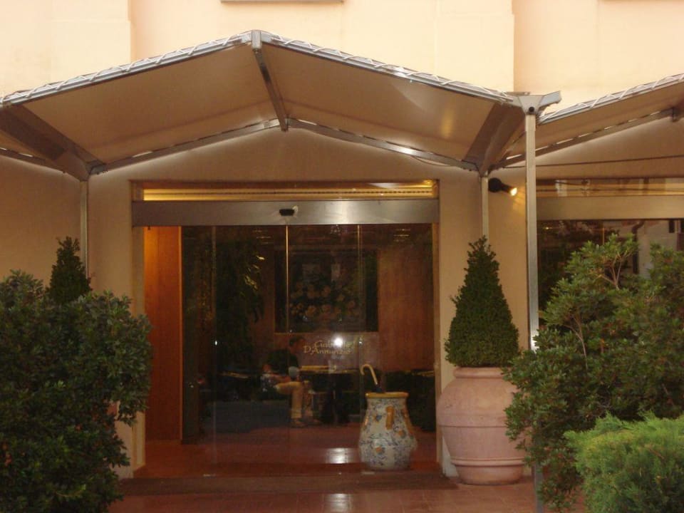 Entrata Villa Neroli