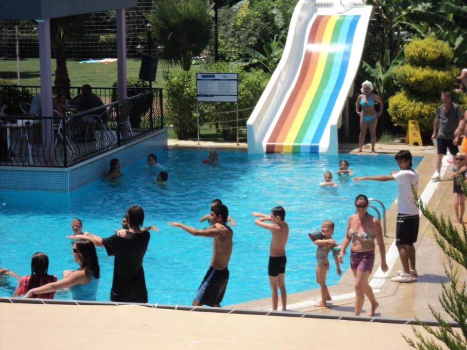 Hotelowy taniec Sun Club Hotel