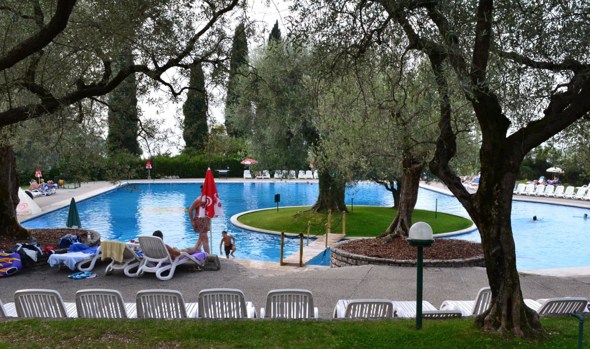 Pool in der weitläufigen Hotelanlage Hotel Marco Polo