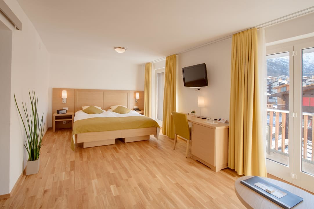 Deluxe Doppelzimmer Mit Matterhorblick Hotel Bristol