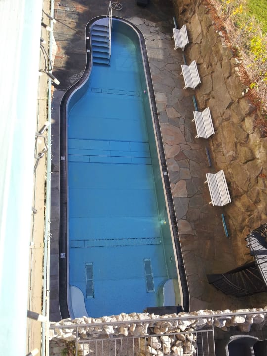 Beheizter Außenpool im FKK-Bereich Hotel Kohlerhof