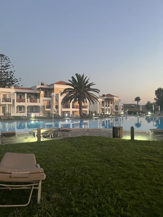 Gartenanlage Neptune Luxury Resort