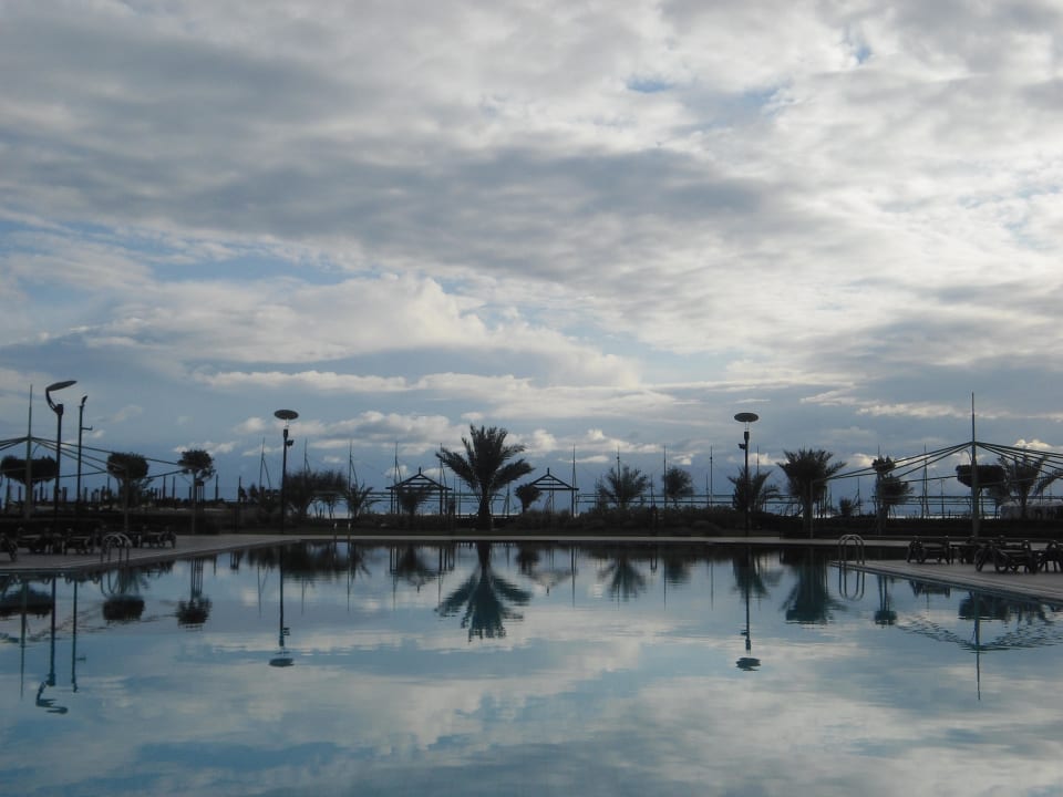 Pool im Janaur Limak Lara Deluxe Hotel & Resort