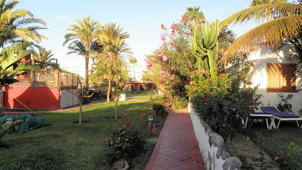 Hauptweg HL Miraflor Suites Hotel