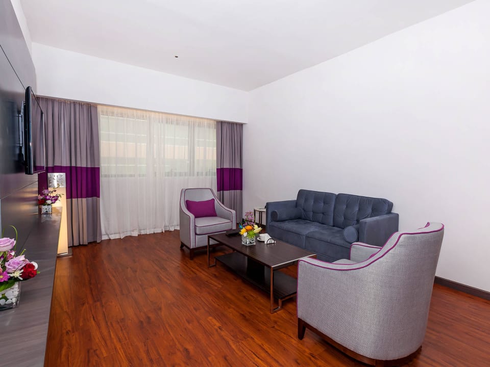 Classic Suite Lotus Retreat Hotel