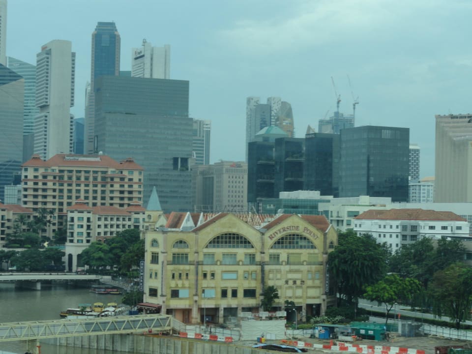 Ausblick auf Clarke Quay aus dem 7. Stock  The Robertson House by the Crest Collection