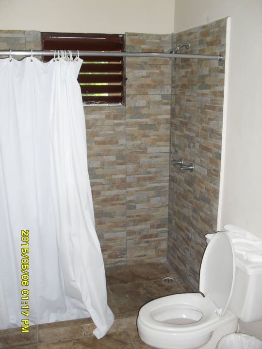 Blick auf die Dusche Hotel Rancho Baiguate