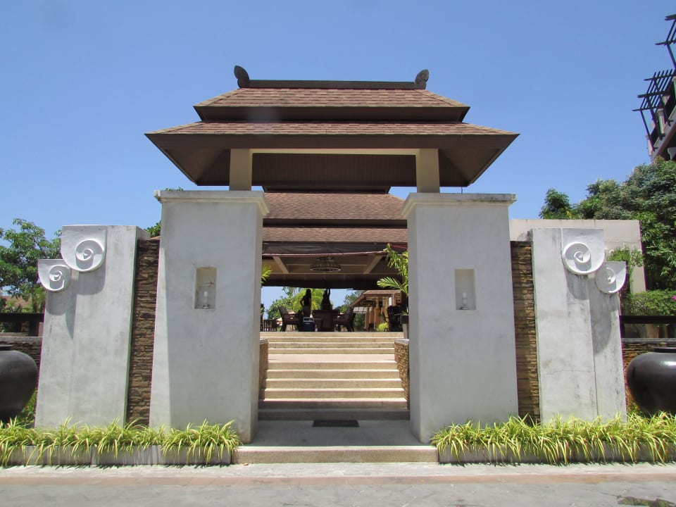 Hotelanlage Avani Ao Nang Cliff Krabi Resort