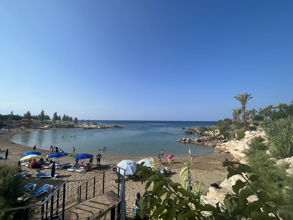 Strand Crystal Springs Beach Hotel