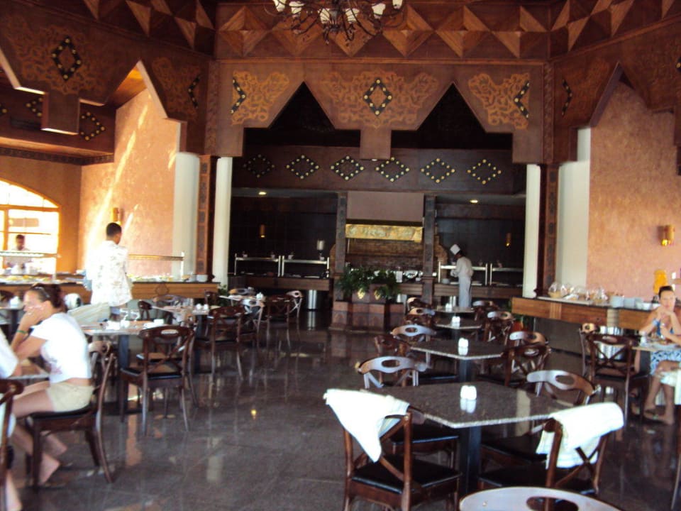 Eines der Restaurants Pickalbatros Jungle Aqua Park Resort - Neverland Hurghada