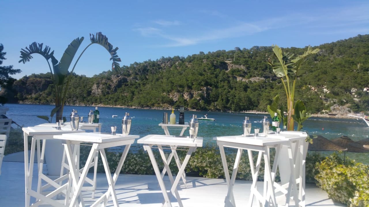 Gastro Hillside Beach Club