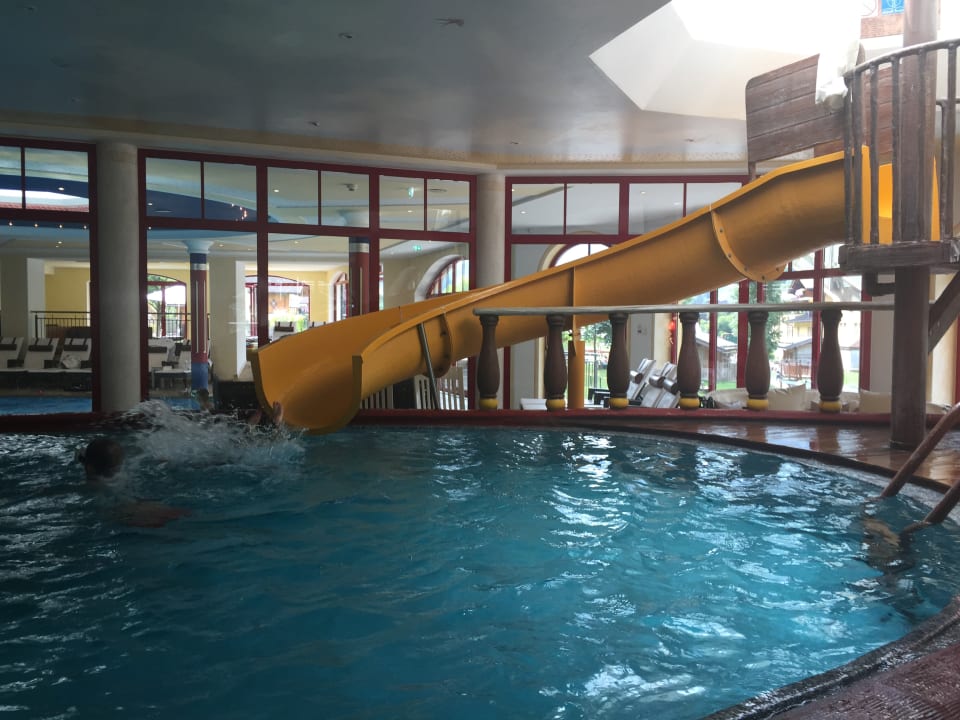 Pool Kinderhotel Waldhof