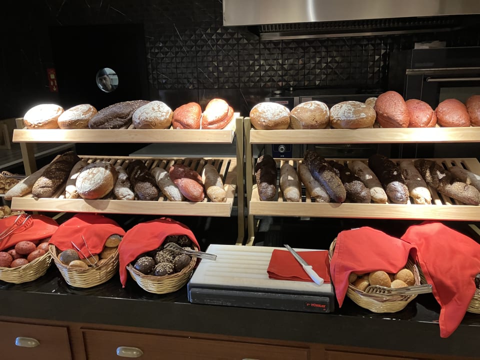 Gastro Starlight Resort Hotel