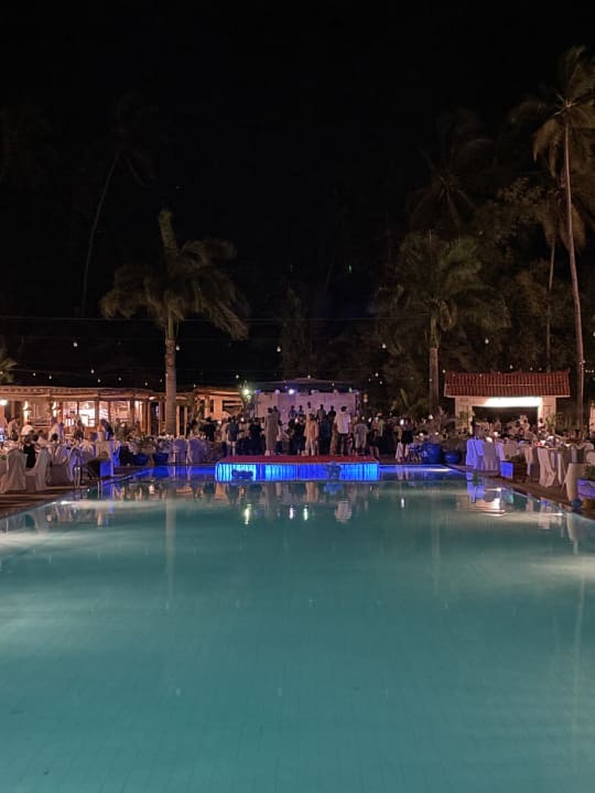 Pool TUI Blue Bahari Zanzibar