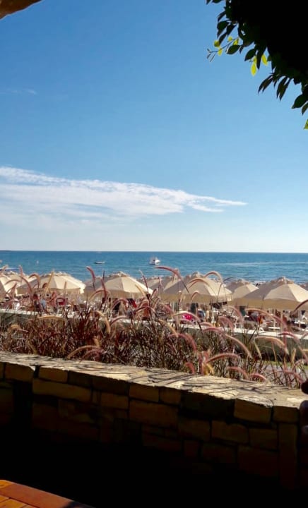 Strand Melas Resort Hotel