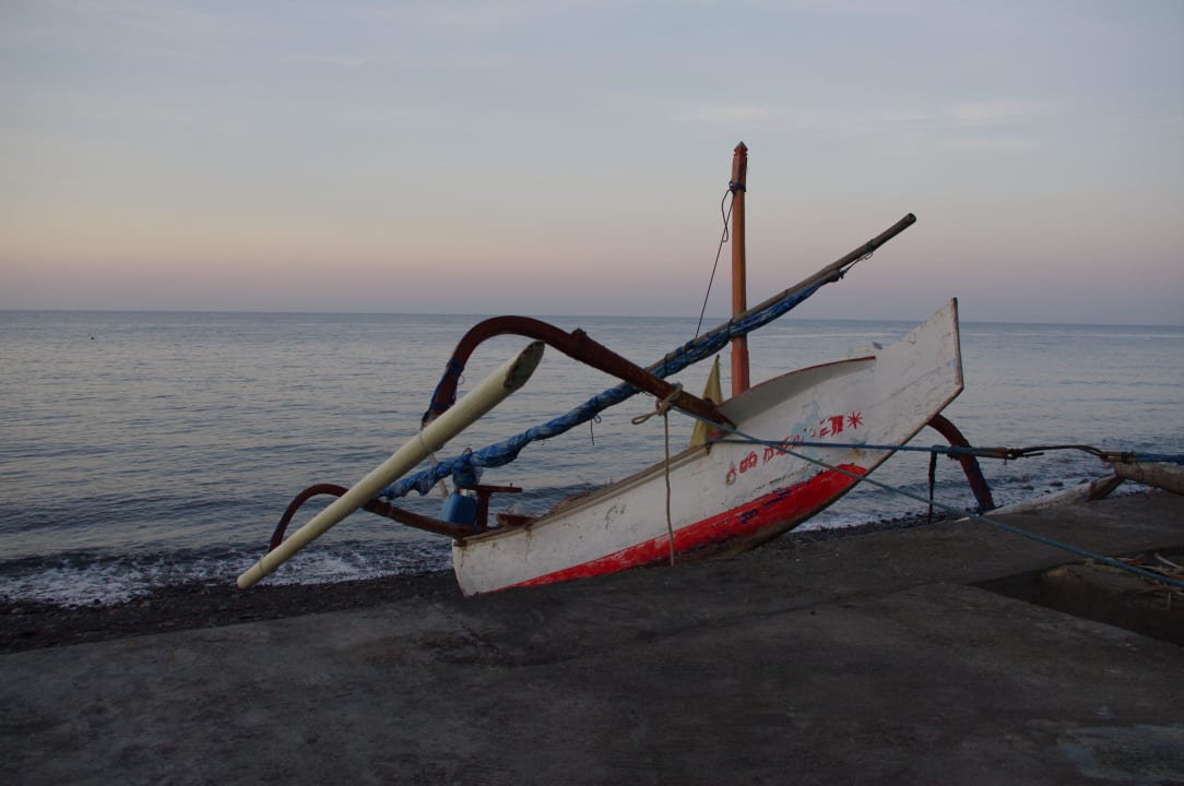 Strand Teluk Karang Dive & Spa Resort Bali