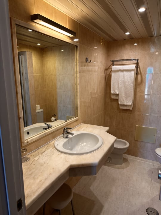 Zimmer Ozadi Altura Beach Resort