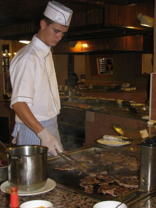 Koch am Büffet Ali Bey Club