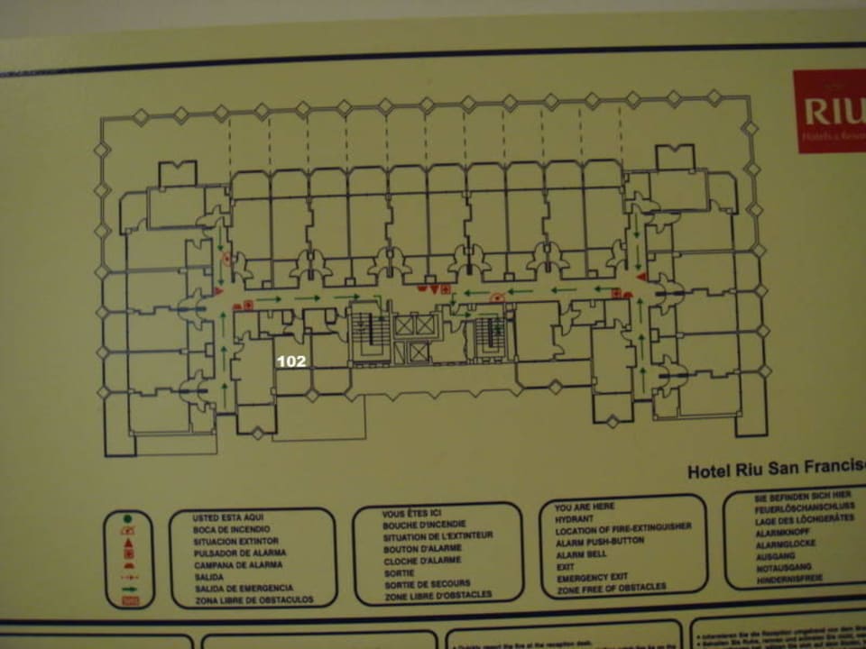  Zimmerplan im Flur-seitenverkehrt- Hotel Riu San Francisco - Adults only