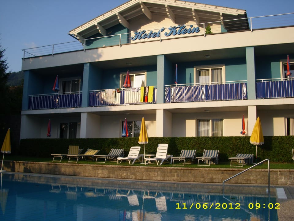 Hotel mit Blick auf Liegewiese Hotel Klein Seebodnerhof