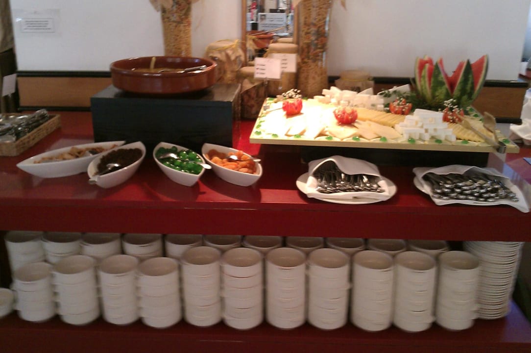 Teil des Buffet Hotel & Spa S'Entrador Playa