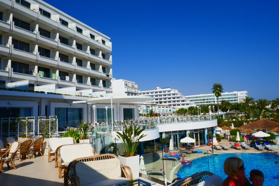 Gastro Hotel Sunrise Beach