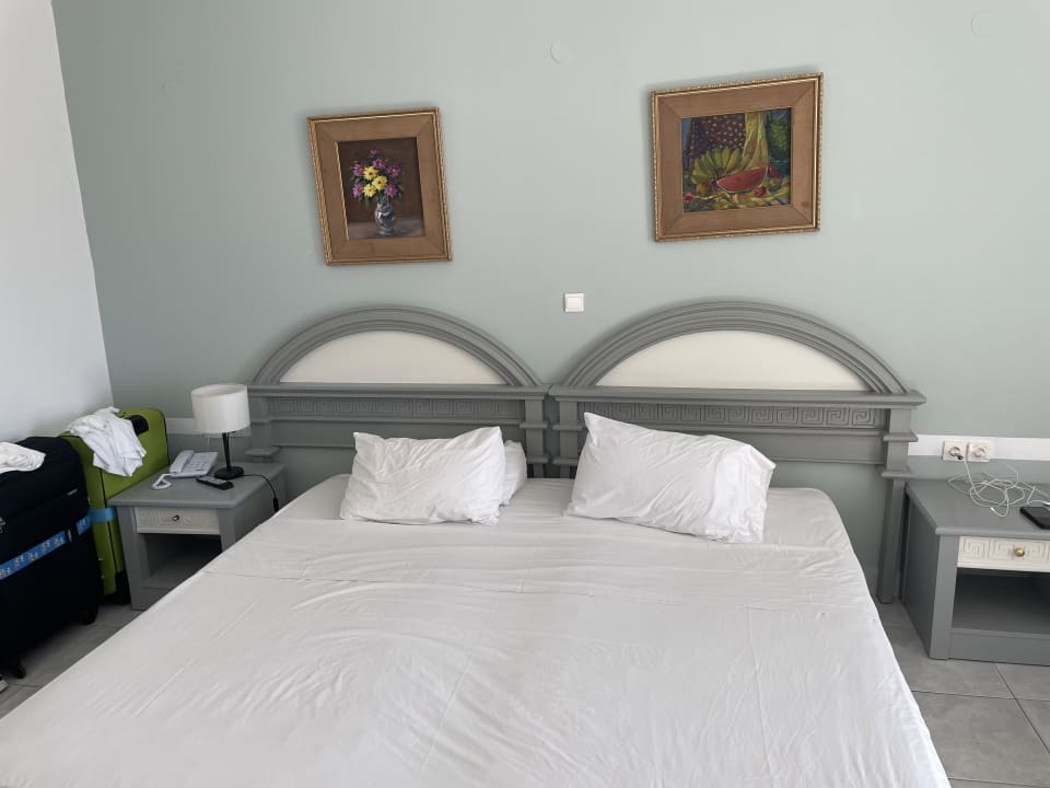 Zimmer Sandy Beach Resort