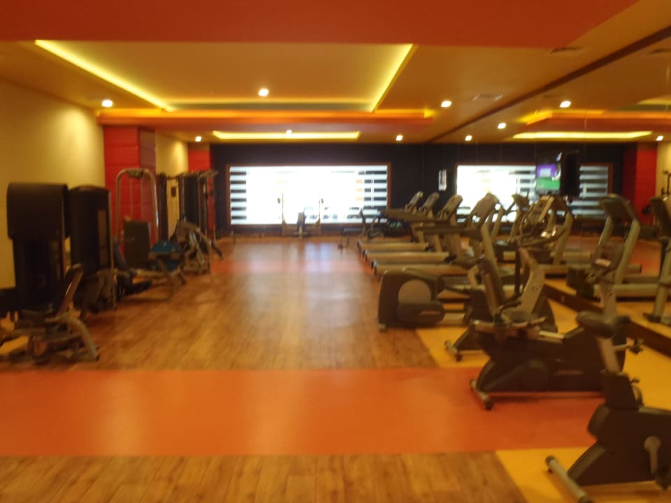 Fitness. Royal Holiday Palace