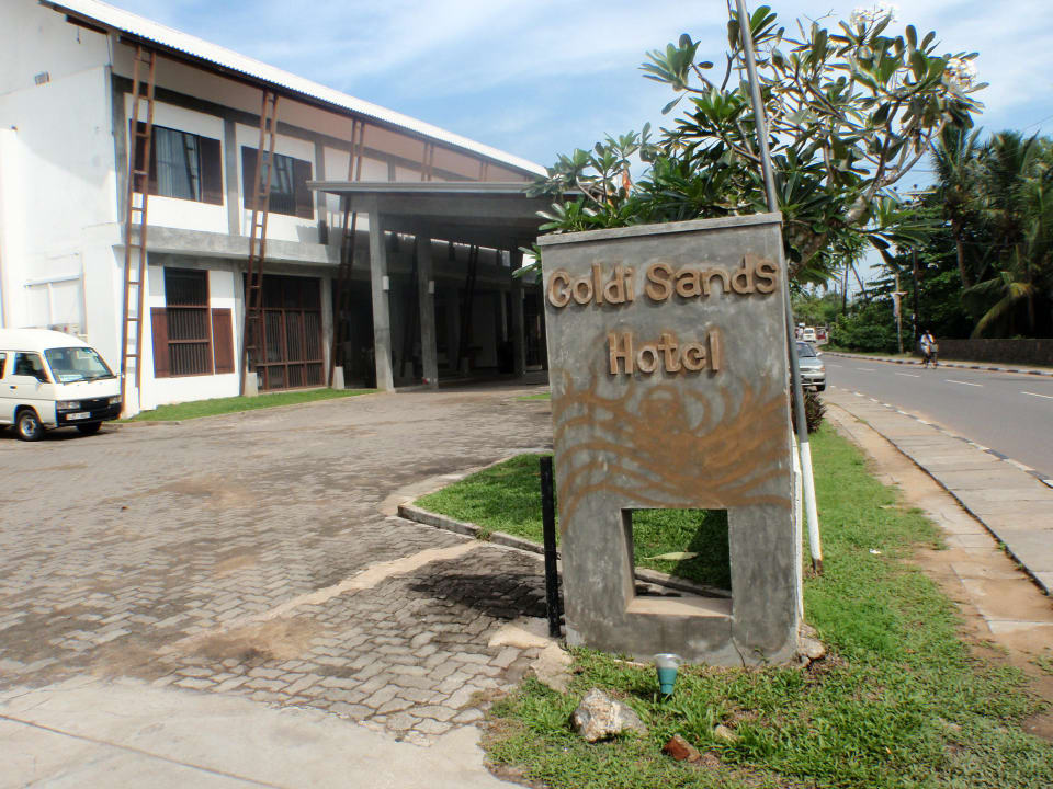 Außenansicht Goldi Sands Hotel