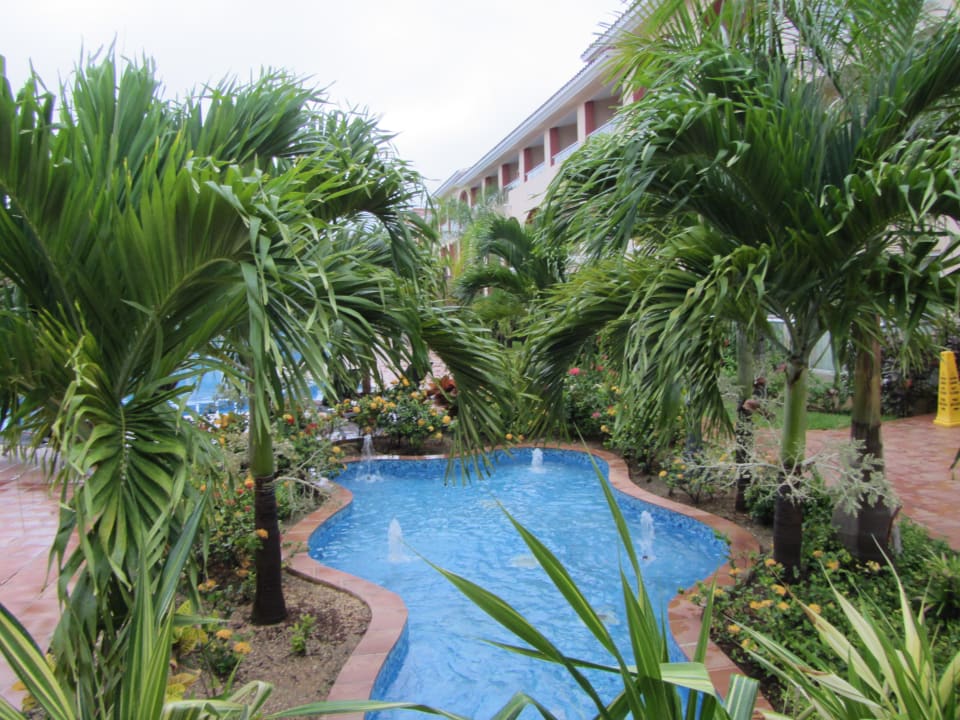 Poollandschaft Sandos Playacar Beach Resort