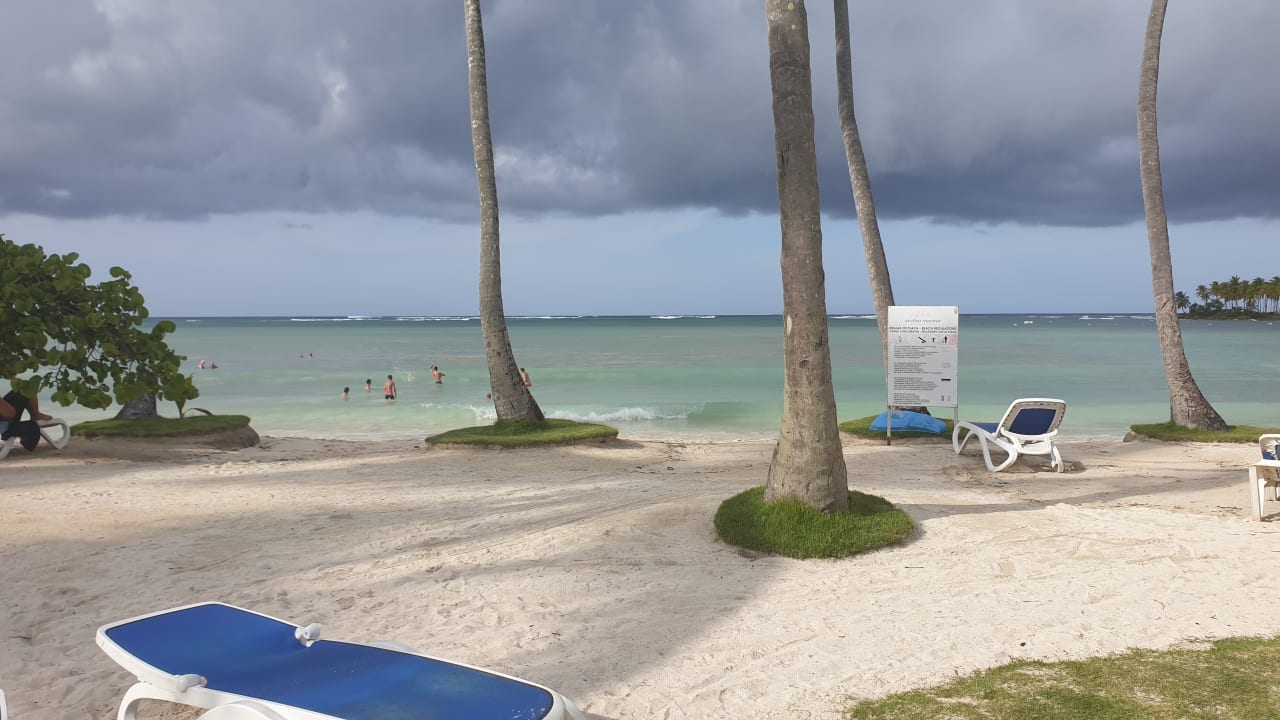 Strand Wyndham Alltra Samana
