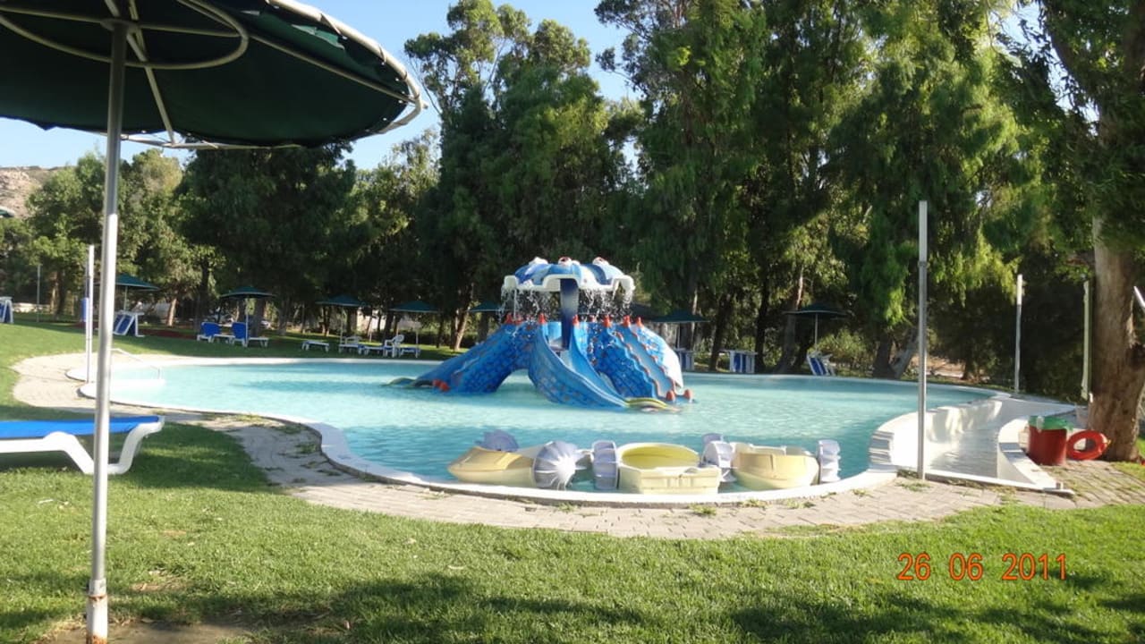 Kinderpool mit Rutsche Hotel Calypso Beach