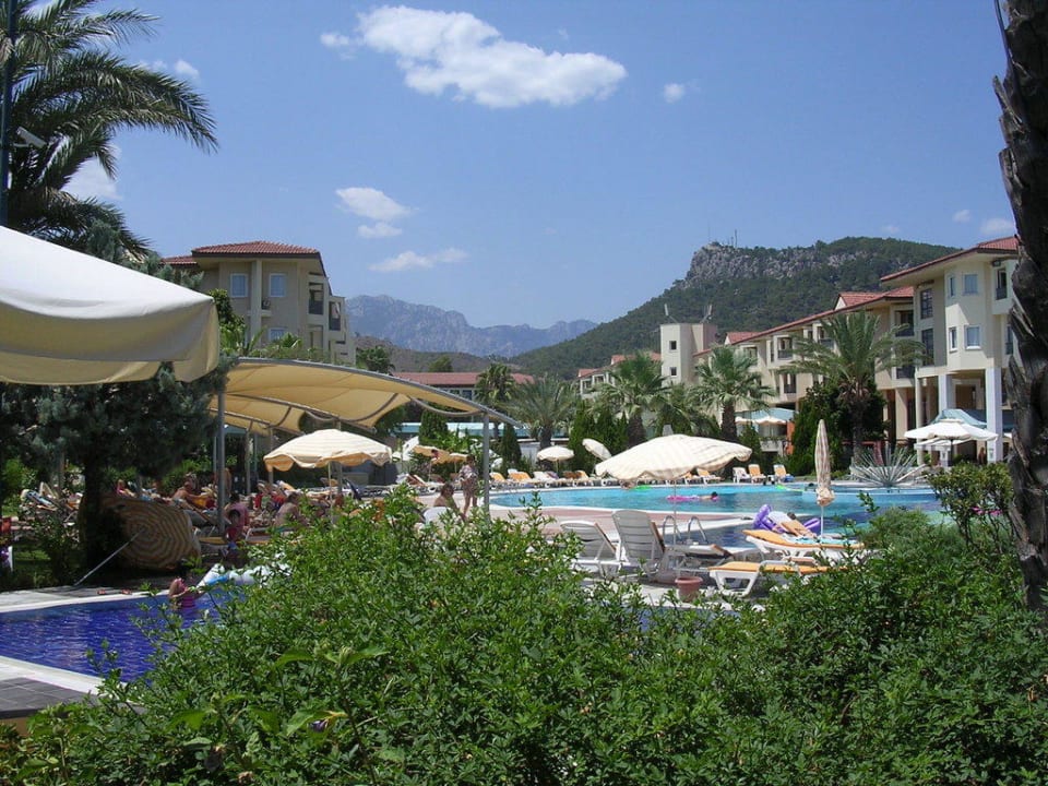 Blick auf die Anlage, Taurusgebirge im Hintergrund Le Jardin Resort