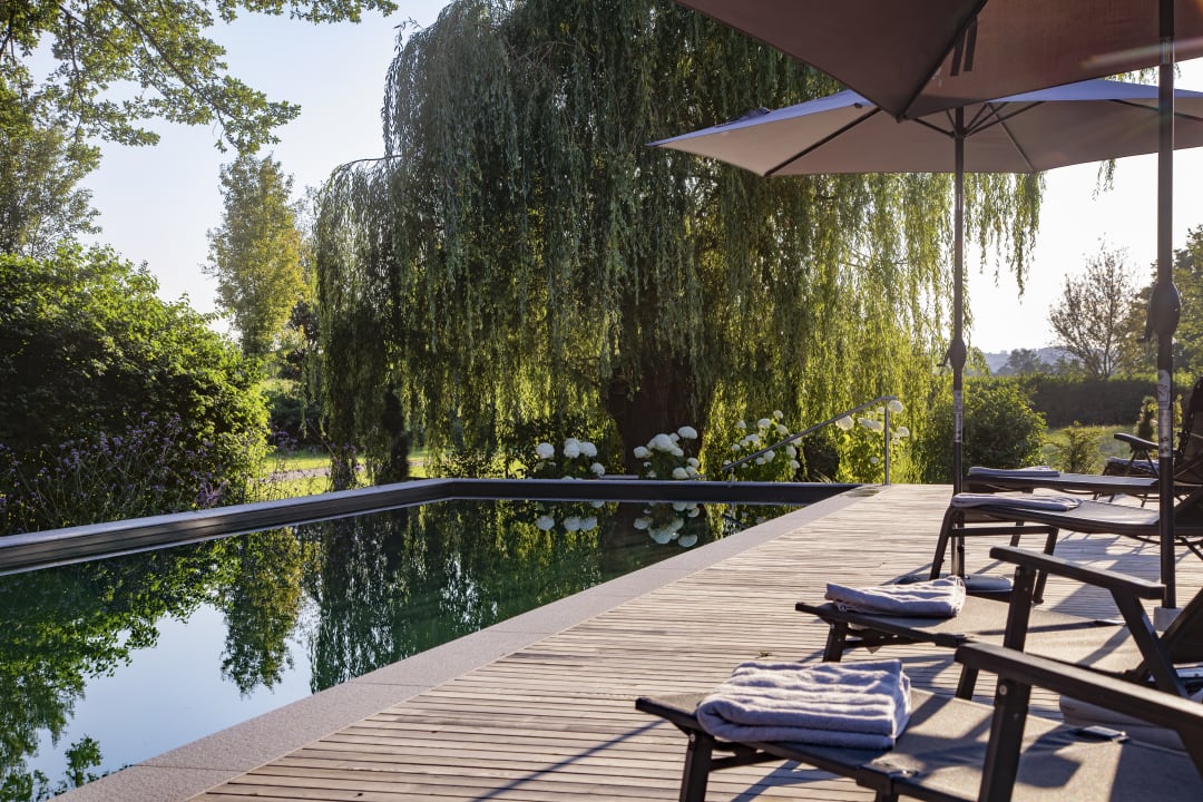 Pool Hotel Quellenhof