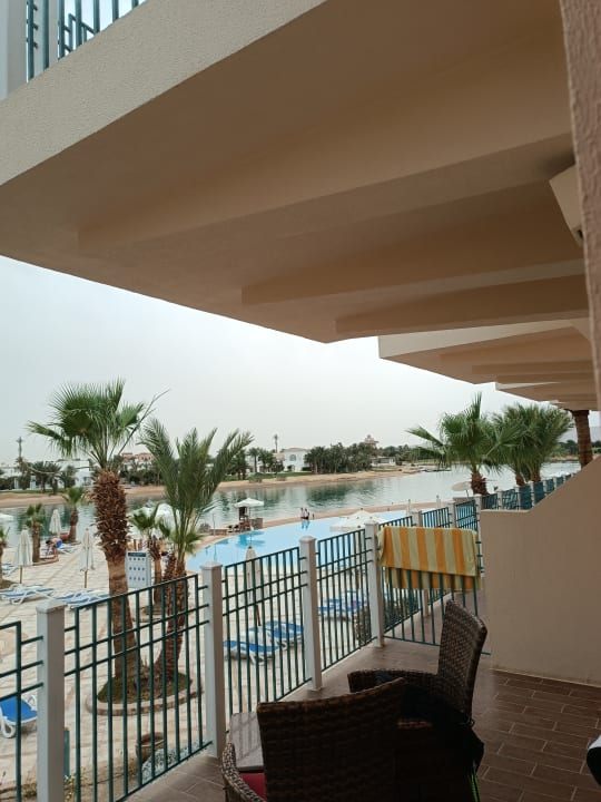 Pool Mövenpick Resort & Spa El Gouna