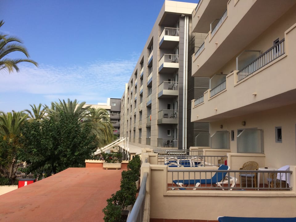Außenansicht Hotel Metropolitan Playa