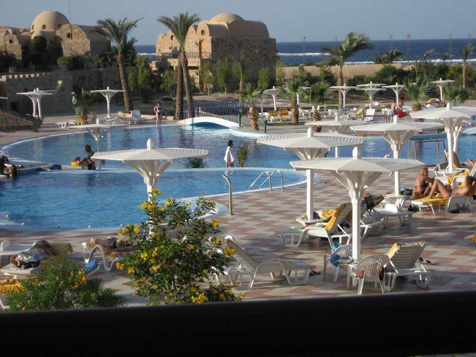 Aussenansicht Pensée Royal Garden Beach Resort