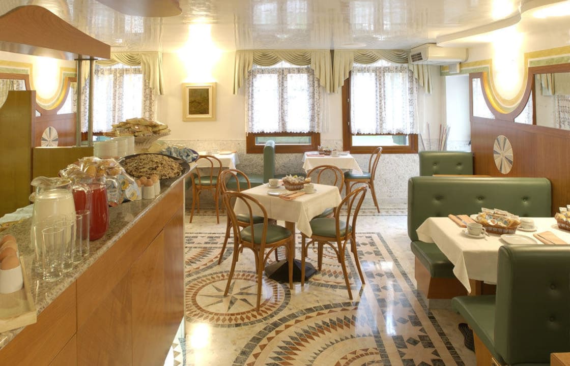 Sala colazioni Hotel Antica casa Carettoni