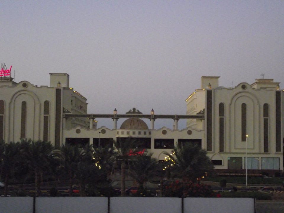 Вид с Club Riviera Aqua Park Resort