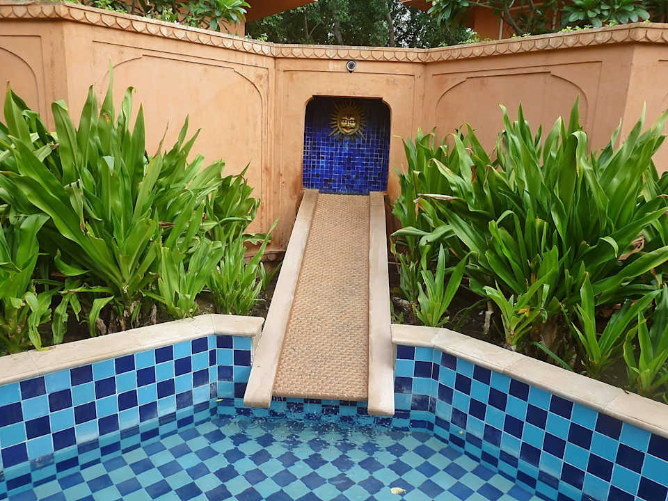 Innenhof zu den Zimmern Hotel The Oberoi Rajvilas