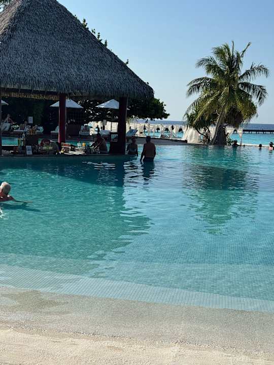 Pool Adaaran Select Meedhupparu Island Resort - Premium All Inclusive