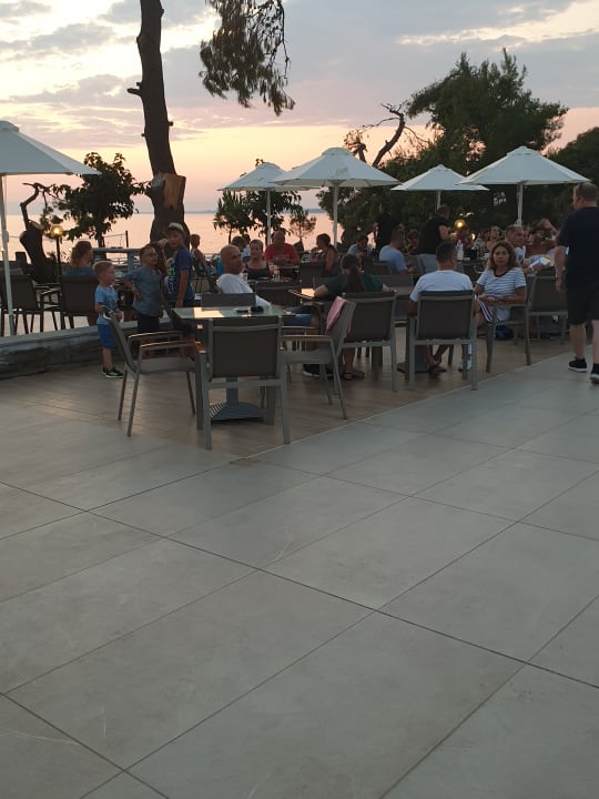 Gastro Hotel Portes Beach