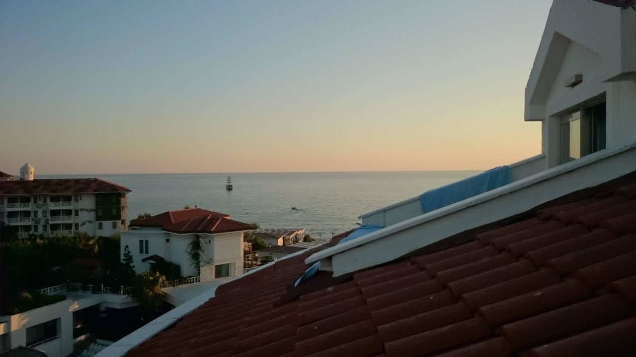 Ausblick vom Dachbalkon Alba Queen Hotel