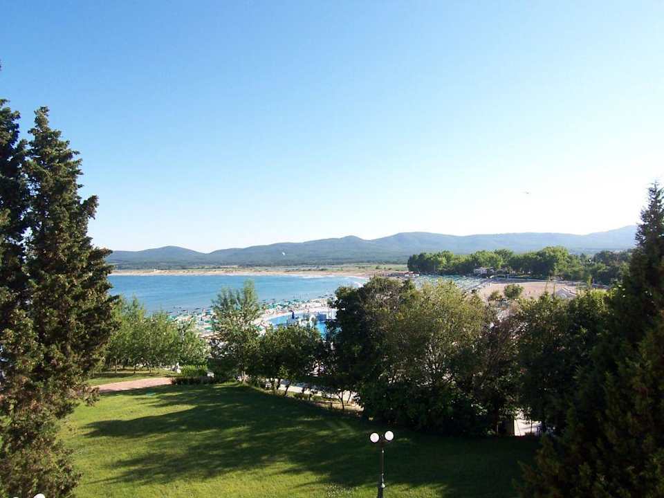 Grünanlage mit Blick auf das Meer Duni Royal Resort - Marina Beach