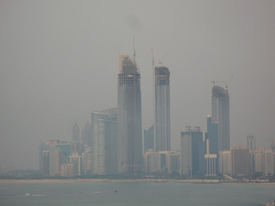 Skyline von Abu Dhabi vom Hotel aus Emirates Palace Mandarin Oriental
