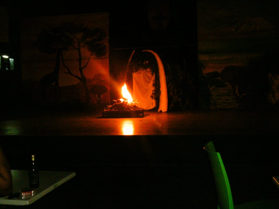 Show am Abend Samira Club